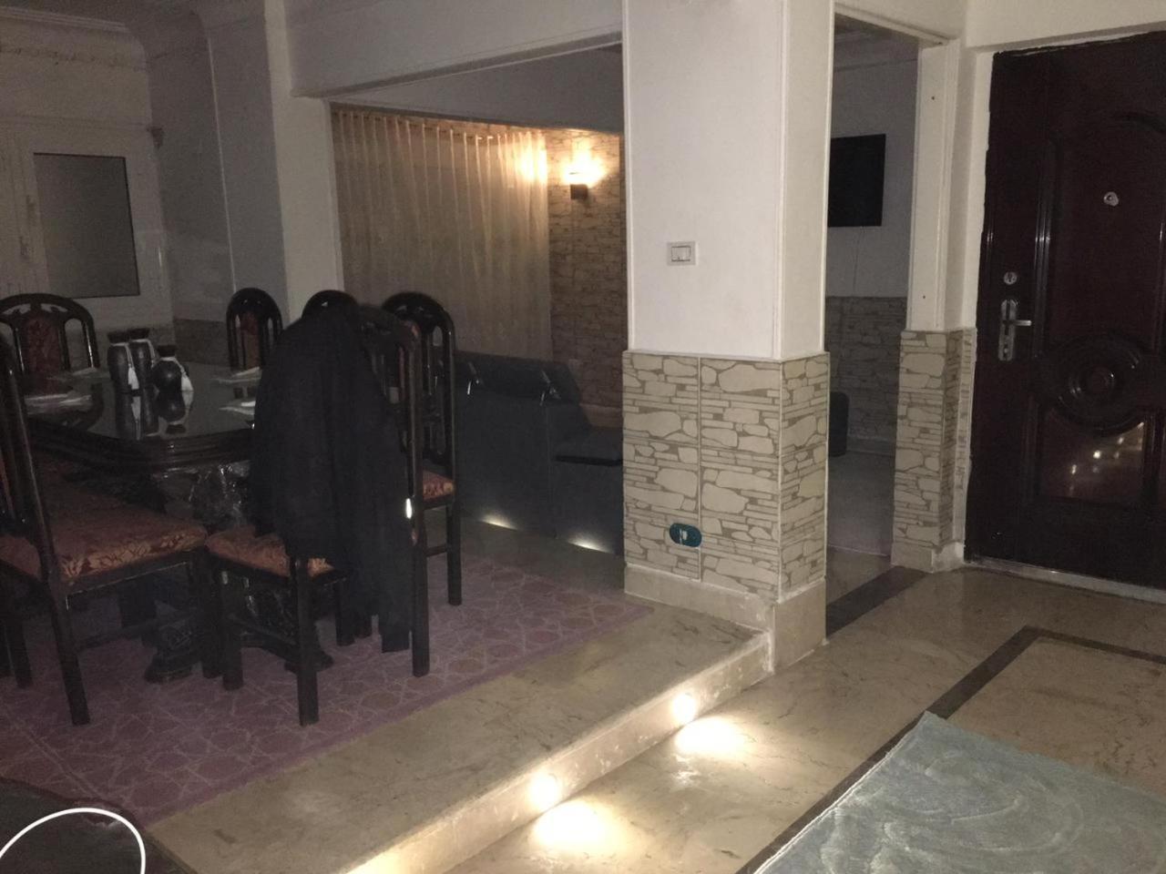 Luxury House, Near To Airport, Ac, Wifi Apartamento